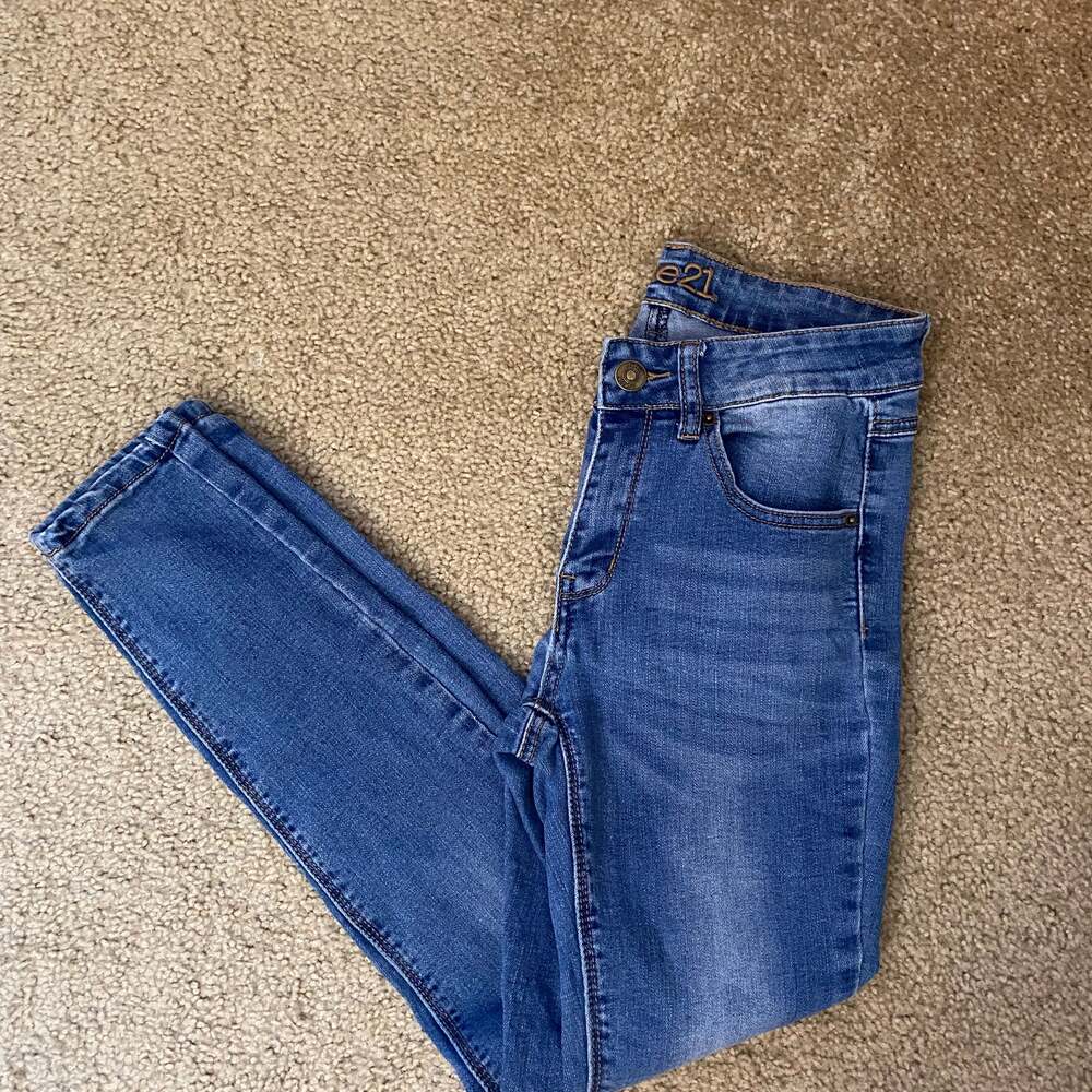 Rue 21 Mid Rise Jegging Womens Adult Size 6 Blue Denim Dark Skinny‎